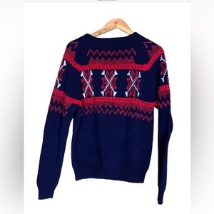 Vintage JC Penney Nordic / fair isle sweater Size Medium Blue, red and white